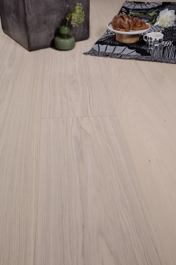 Tljd & oljevaxad parkett 233 mm bred